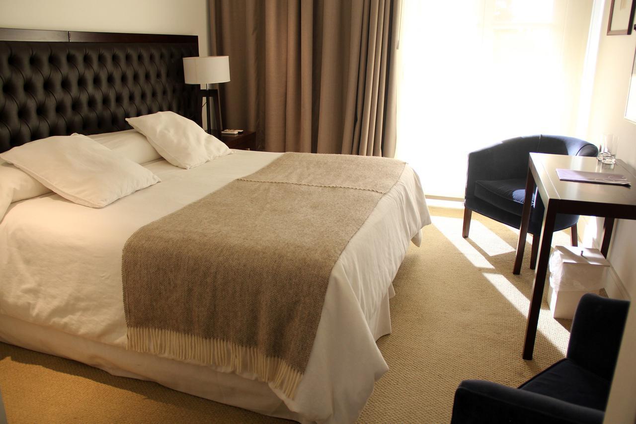 Real Hotel Lujan エクステリア 写真