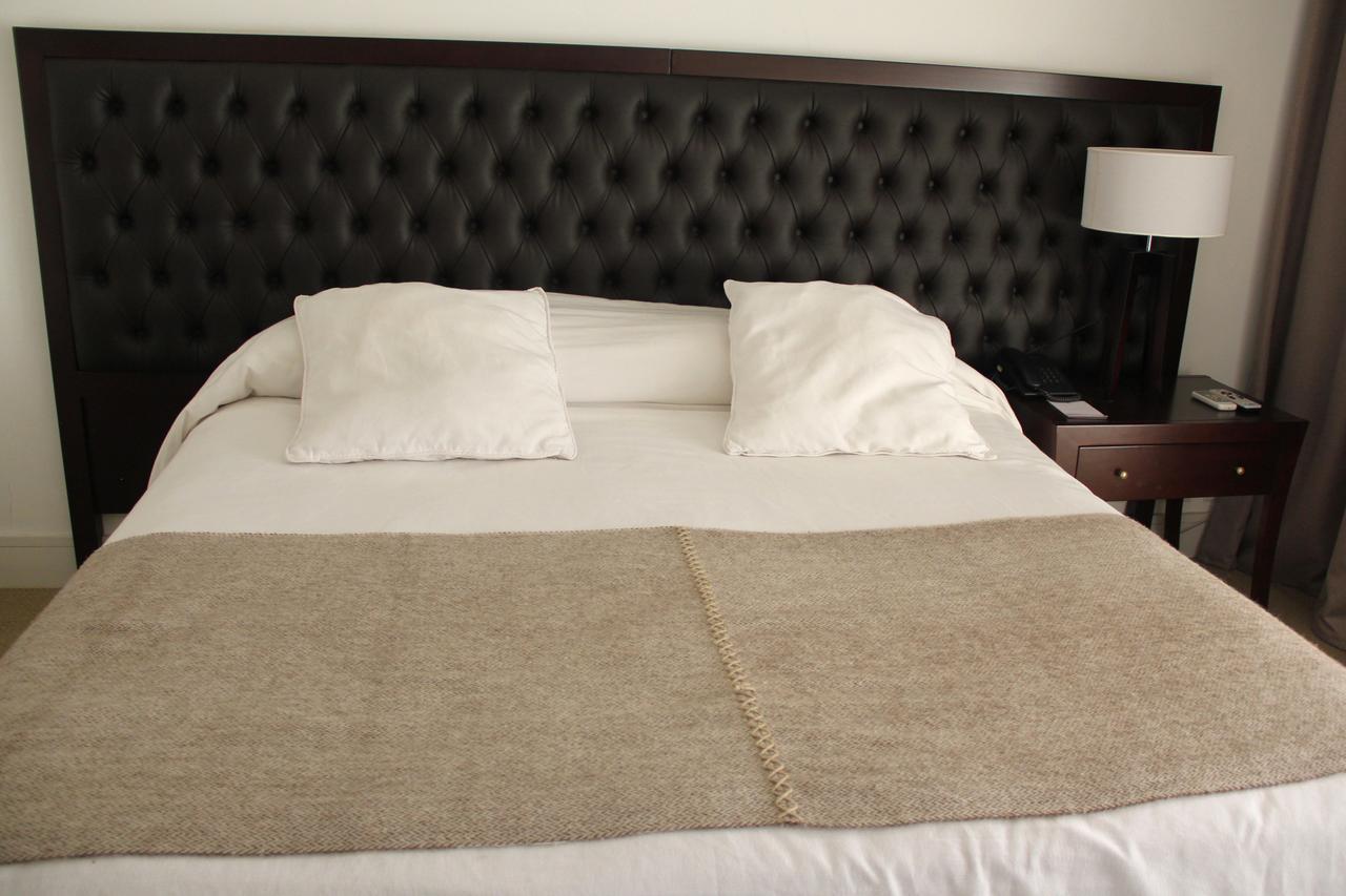 Real Hotel Lujan エクステリア 写真