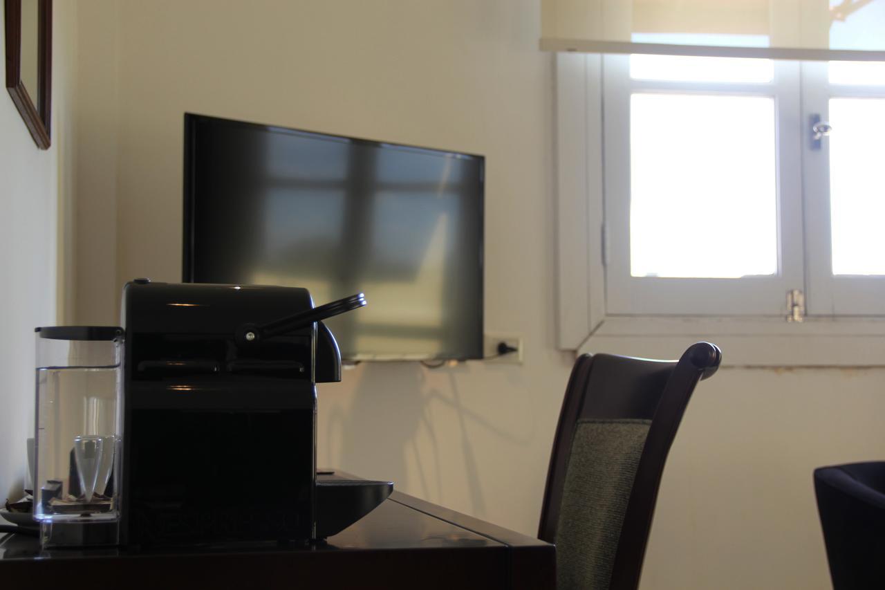 Real Hotel Lujan エクステリア 写真