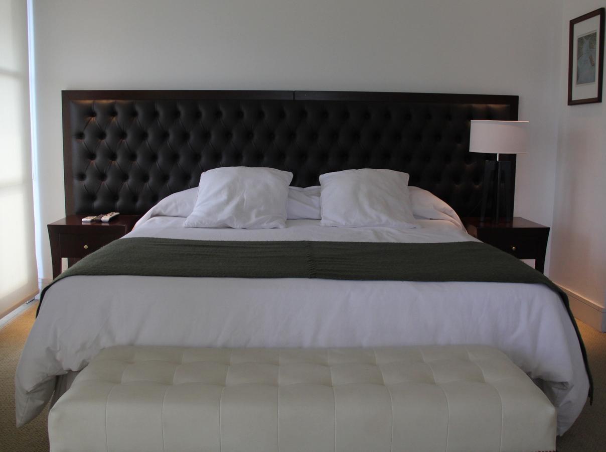 Real Hotel Lujan エクステリア 写真